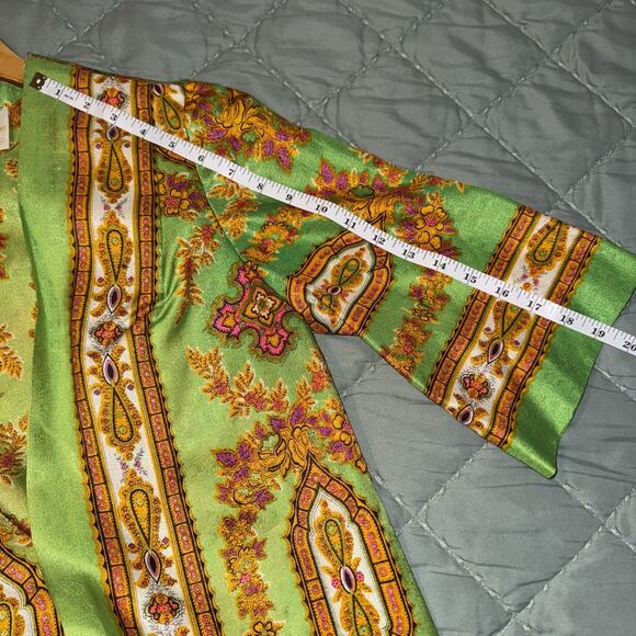 Vintage 1960’s Fifth Avenue Robes By M.W. -Green Pink Long Robe Asian Inspired - Picture 11 of 11